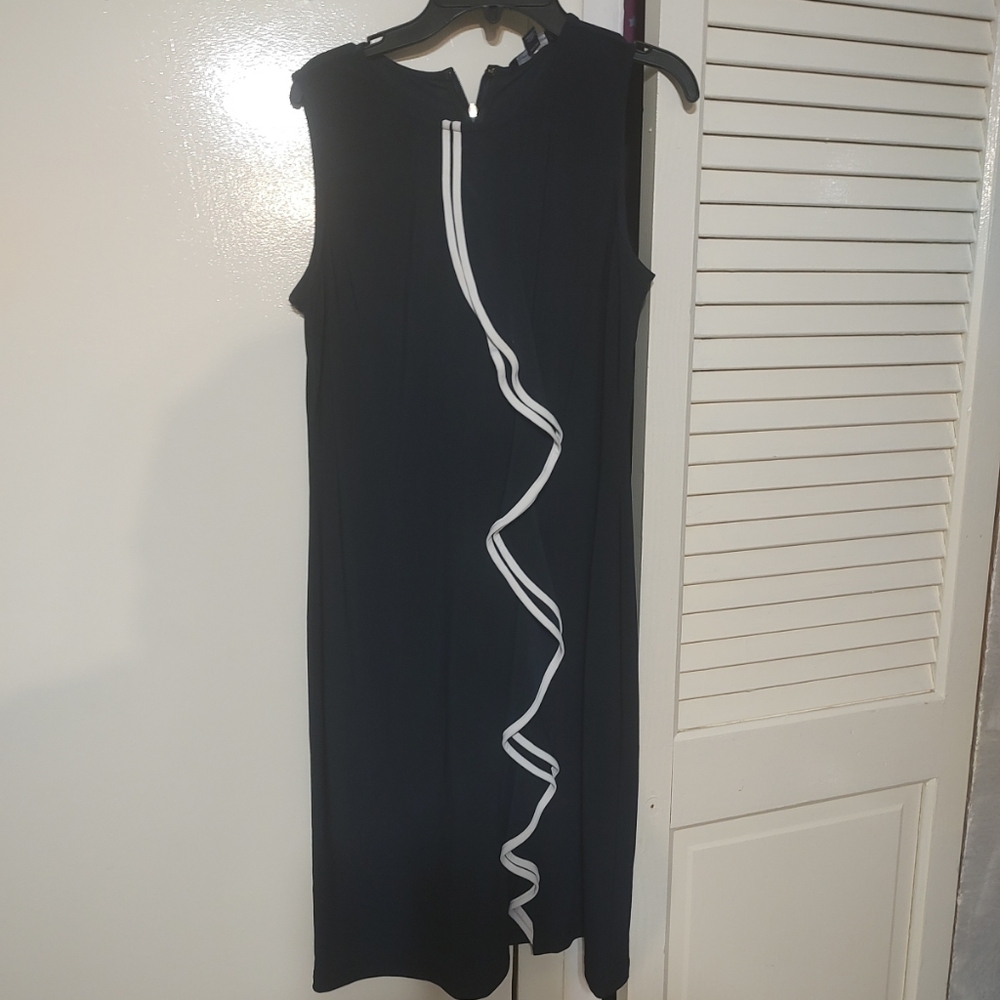 Tommy Hilfiger Navy Dress with White Trim Size 4